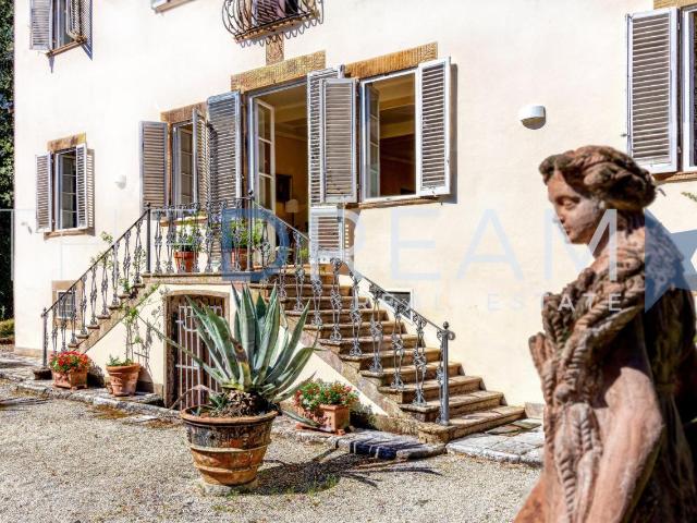 Villa in vendita a Capannori
