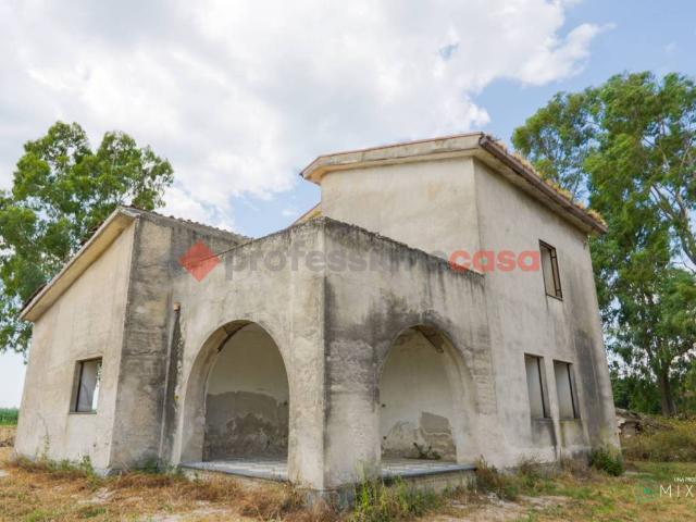 Villa in vendita a Capaccio Paestum SA