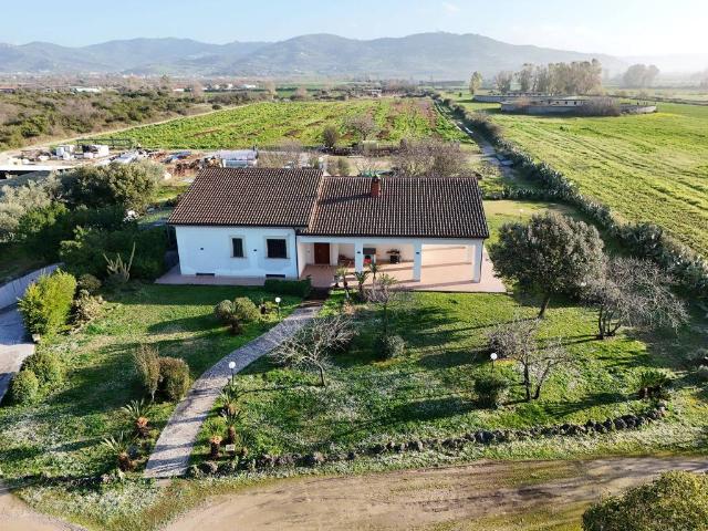 Villa in vendita a Capaccio Paestum SA