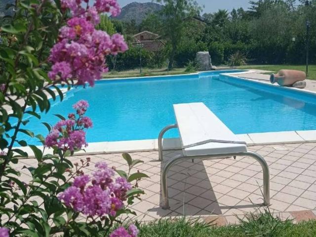 Villa in vendita a Capaccio Paestum SA