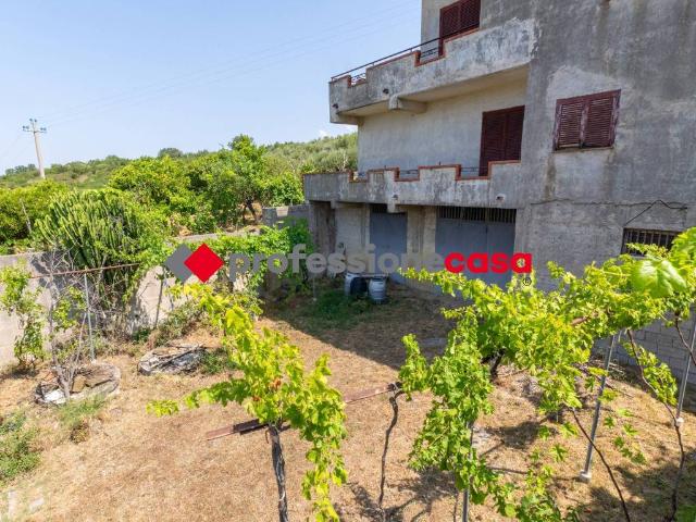 Villa in vendita a Capaccio Paestum SA