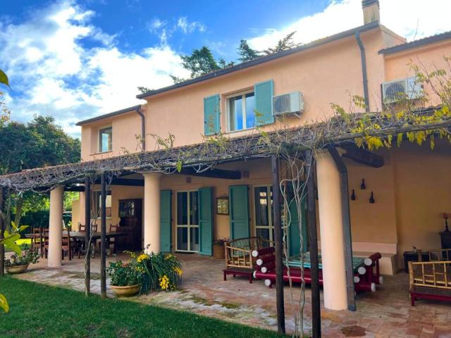Villa in vendita a Capalbio GR