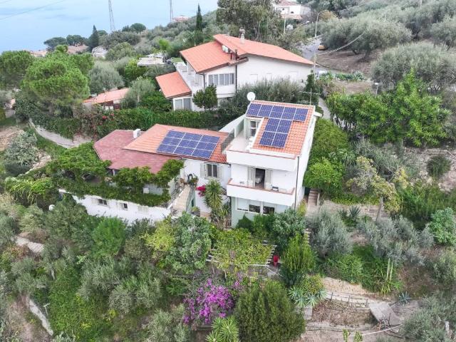 Villa in vendita a Capo d'Orlando ME