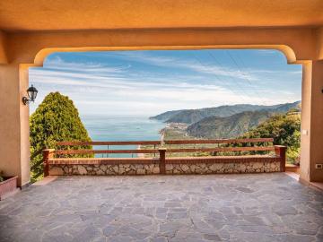 Villa in vendita a Capo d'Orlando ME