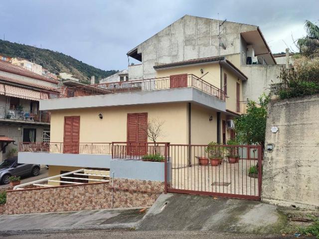 Villa in vendita a Capo d'Orlando ME