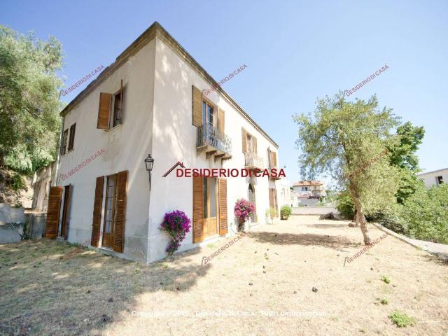 Villa in vendita a Capo d'Orlando ME