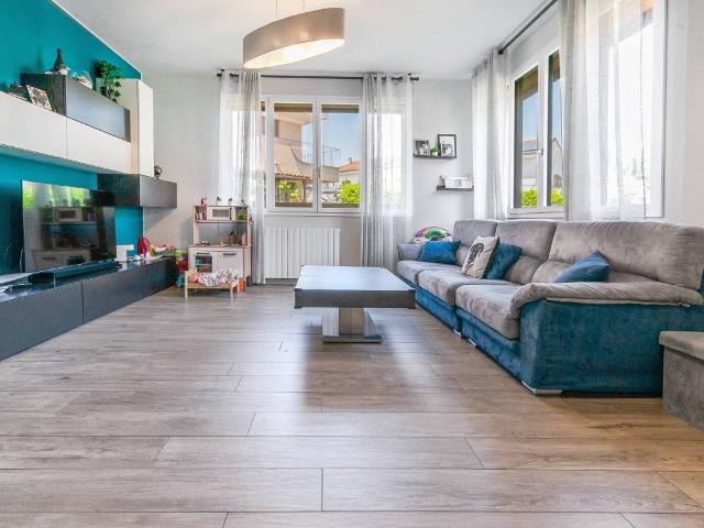 Villa in vendita a Caponago MB