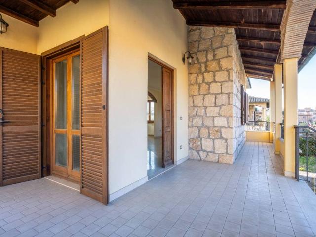 Villa in vendita a Capodimonte VT