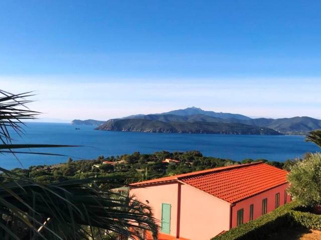 Villa in vendita a Capoliveri LI