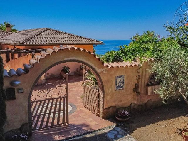 Villa in vendita a Capoliveri LI
