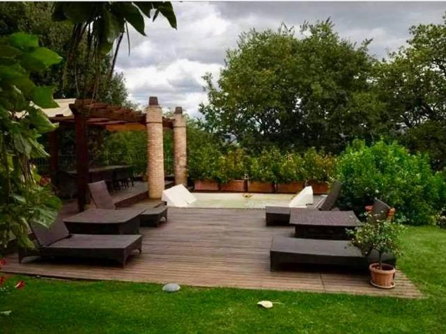 Villa in vendita a Capolona AR