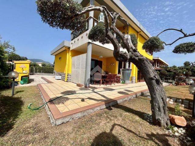 Villa in vendita a Capoterra CA