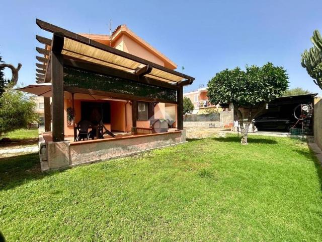 Villa in vendita a Capoterra CA