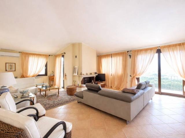 Villa in vendita a Capoterra CA