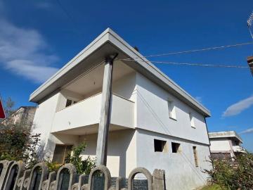 Villa in vendita a Cappelle sul Tavo PE