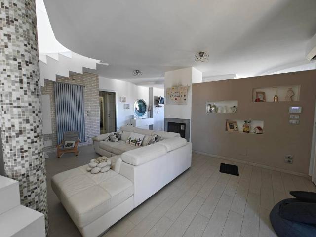 Villa in vendita a Cappelle sul Tavo PE