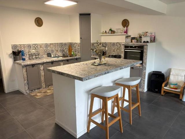 Villa in vendita a Cappelle sul Tavo PE