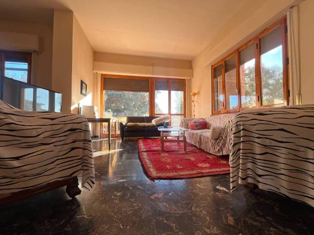 Villa in vendita a Capraia e Limite FI