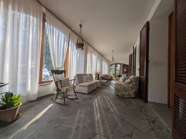 Villa in vendita a Capraia e Limite FI