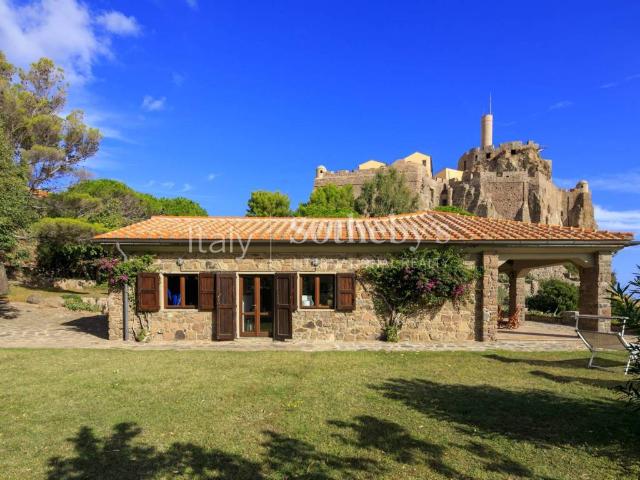 Villa in vendita a Capraia Isola LI