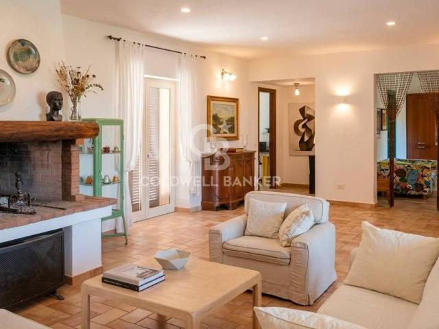 Villa in vendita a Caprarola VT
