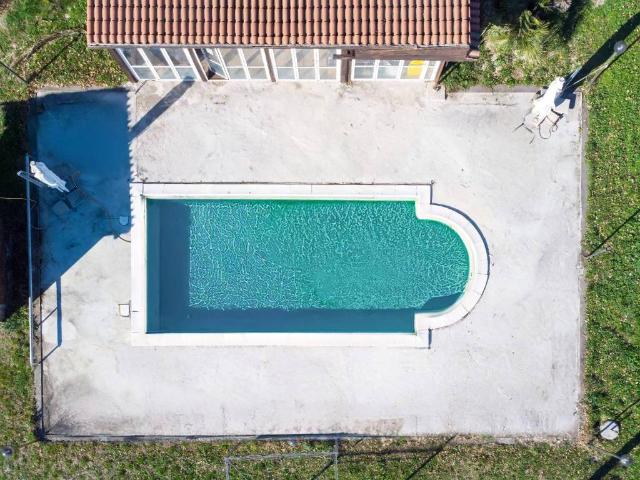 Villa in vendita a Caprarola VT