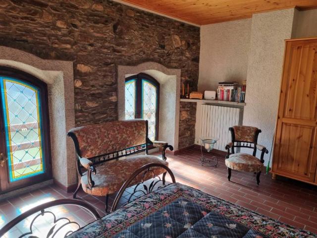 Villa in vendita a Caprezzo VB