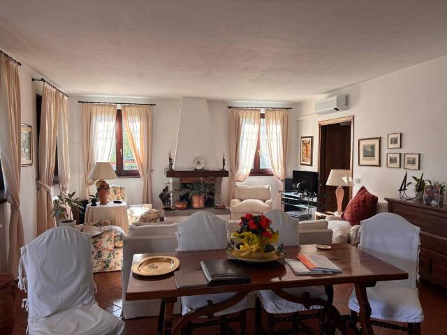 Villa in vendita a Capriva del Friuli GO