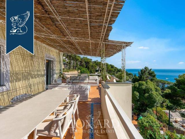 Villa in vendita a Capri NA