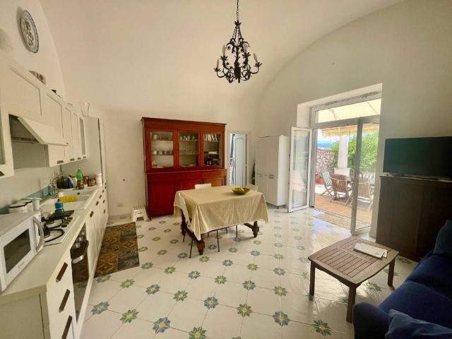 Villa in vendita a Capri NA
