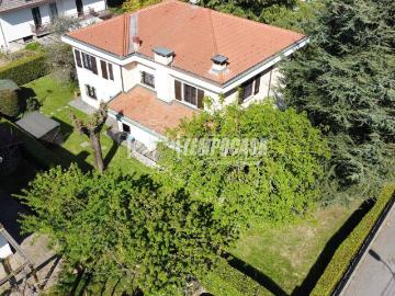 Villa in vendita a Capriate San Gervasio BG