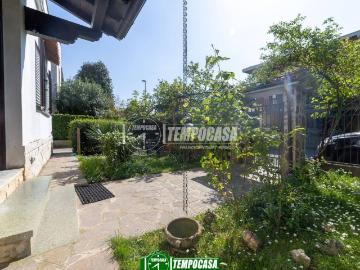 Villa in vendita a Capriate San Gervasio BG