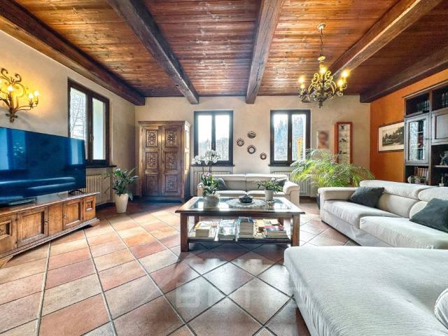 Villa in vendita a Caprile BI