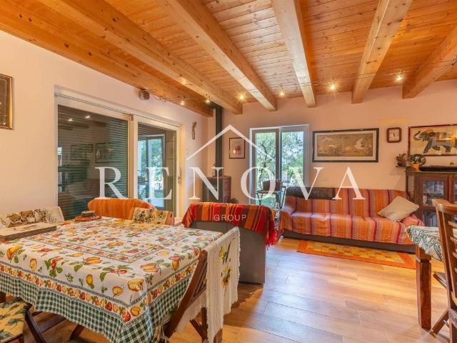 Villa in vendita a Caprino Veronese VR