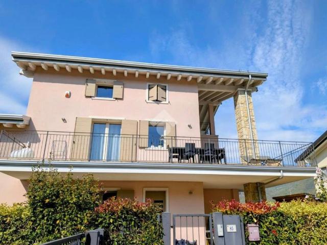 Villa in vendita a Caprino Veronese VR