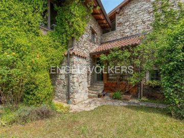 Villa in vendita a Caprino Bergamasco BG