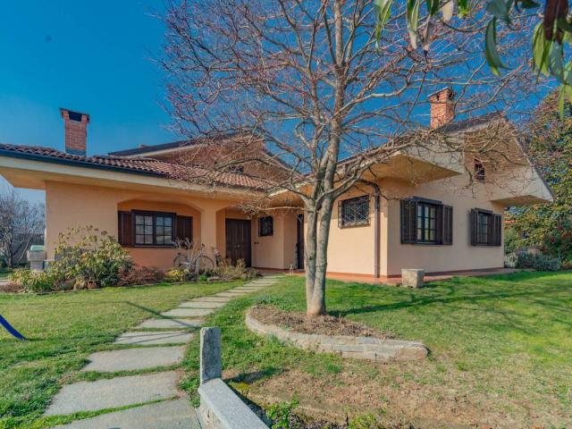Villa in vendita a Caraglio CN