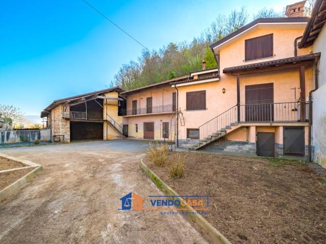 Villa in vendita a Caraglio CN