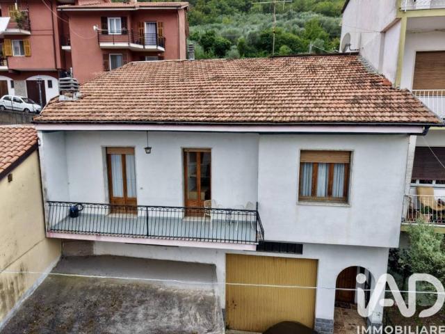 Villa in vendita a Caravonica IM