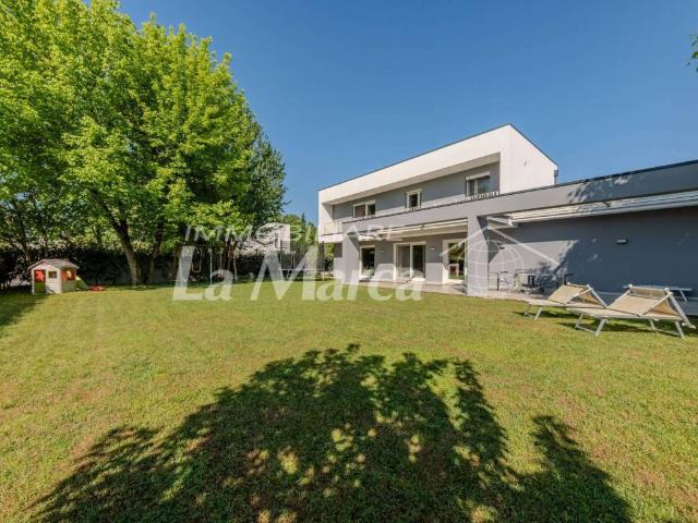 Villa in vendita a Carbonera TV
