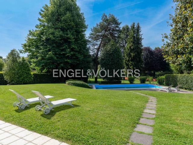 Villa in vendita a Carimate CO