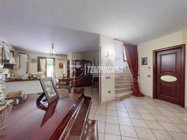 Villa in vendita a Carinaro CE