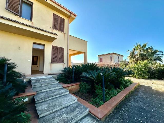 Villa in vendita a Carini PA