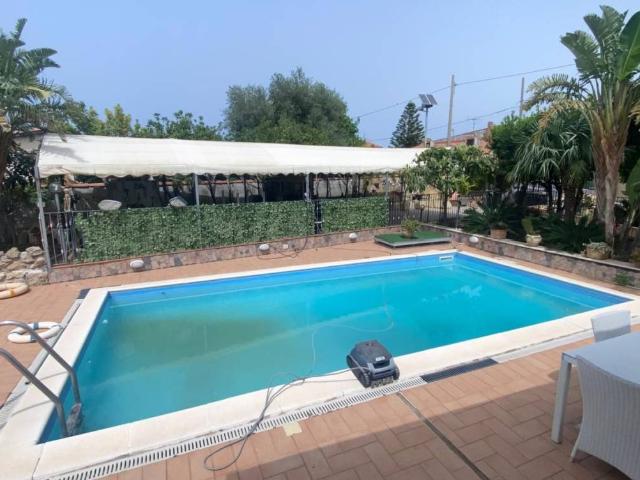 Villa in vendita a Carini PA