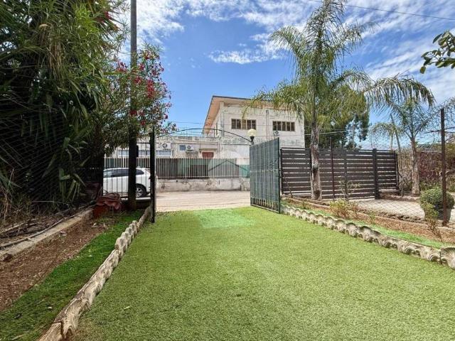 Villa in vendita a Carini PA
