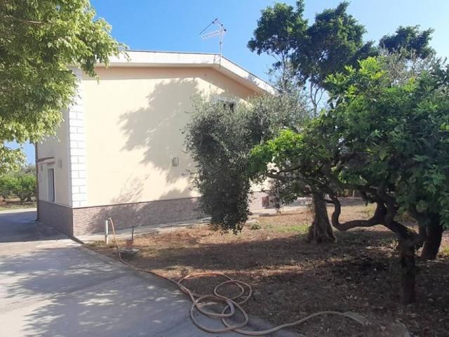 Villa in vendita a Carini PA