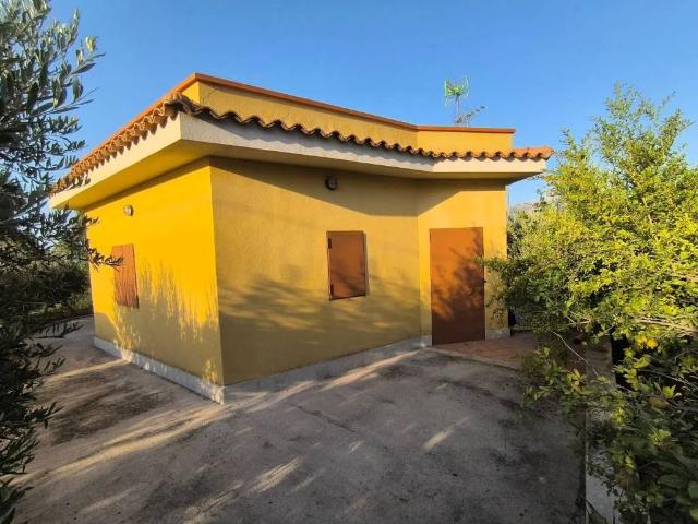 Villa in vendita a Carini PA