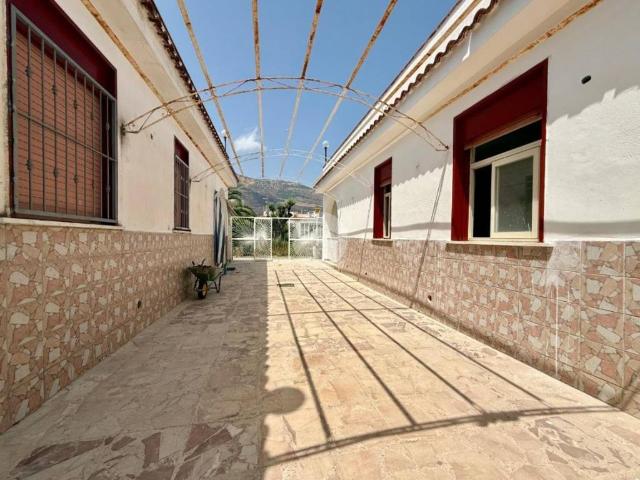 Villa in vendita a Carini PA
