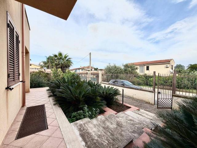 Villa in vendita a Carini PA
