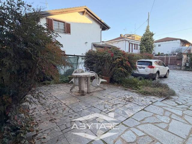 Villa in vendita a Carignano TO